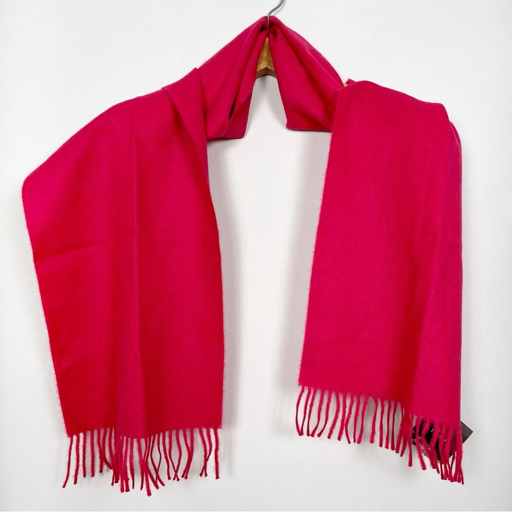NWT Tumi Hot Pink Fringe 100% Baby‎ Alpaca Scarf Luxury Wool